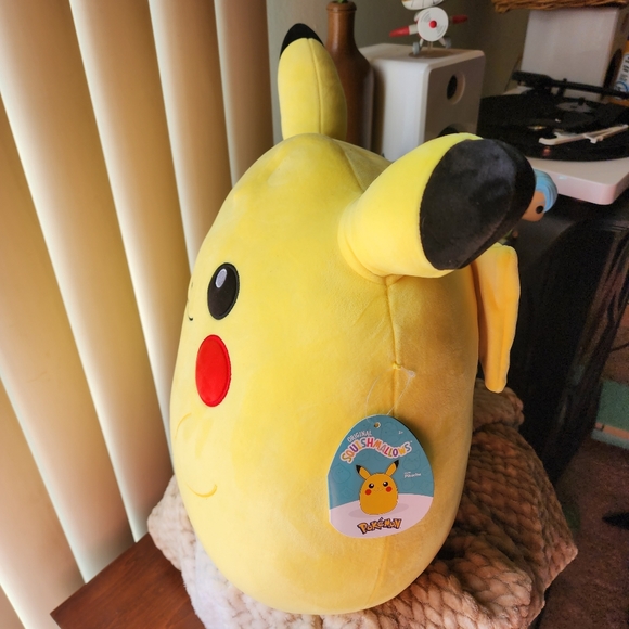 NWT Squishmallows Pokemon PICKACHU - Picture 3 of 4